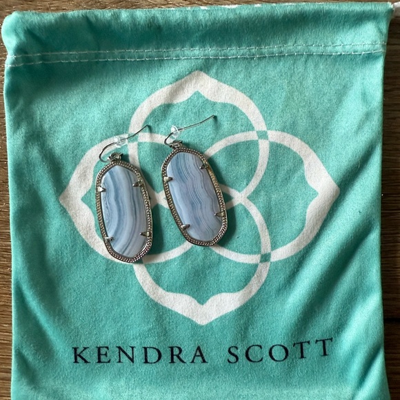 Kendra Scott Elle Silver Drop Earrings in Blue Lace Agate - Picture 2 of 5
